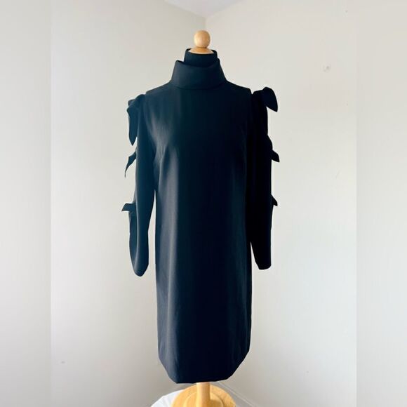 ALEX MARIE GORGEOUS LONG SLEEVE DRESS WITH BOWS DOWN SLEEVE SIZE 2 - Picture 1 of 6